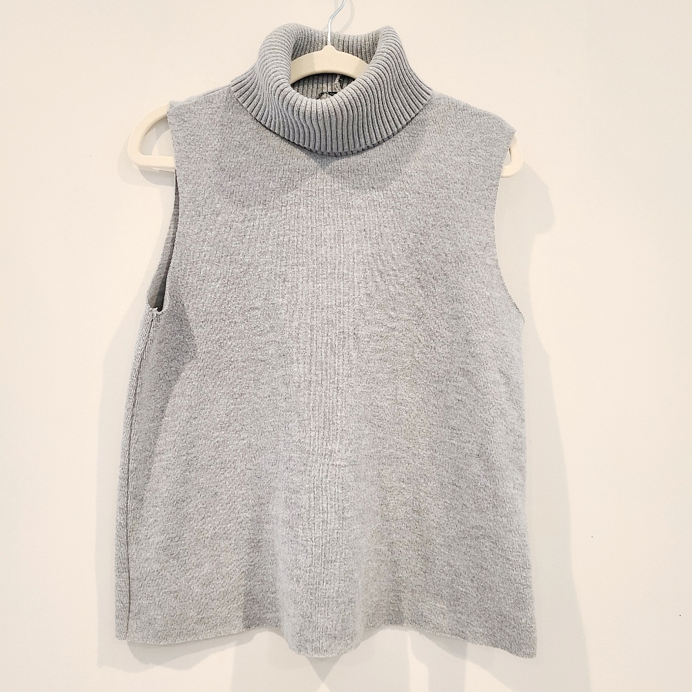 Zara Gray Soft Knit Turtleneck Sleeveless Sweater